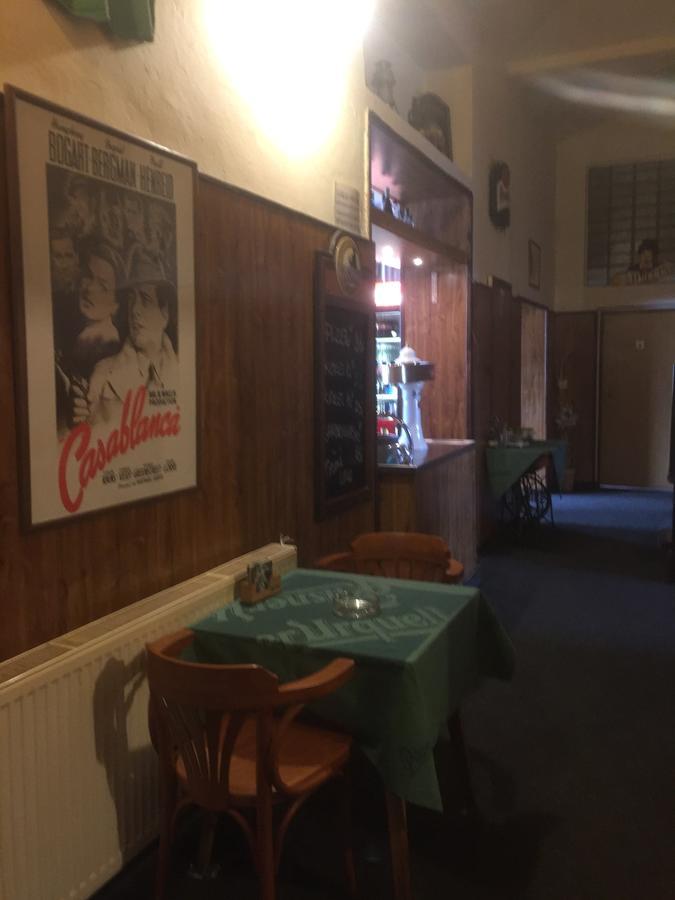 Hotel Dvorak Chrast Dış mekan fotoğraf