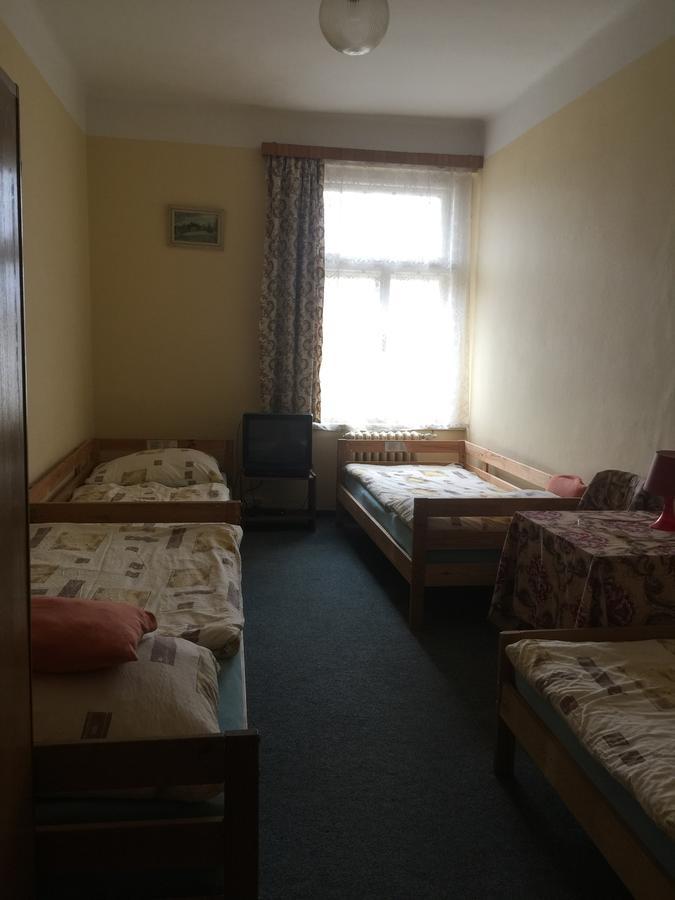 Hotel Dvorak Chrast Dış mekan fotoğraf