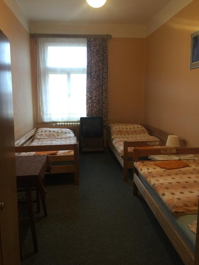 Hotel Dvorak Chrast Dış mekan fotoğraf